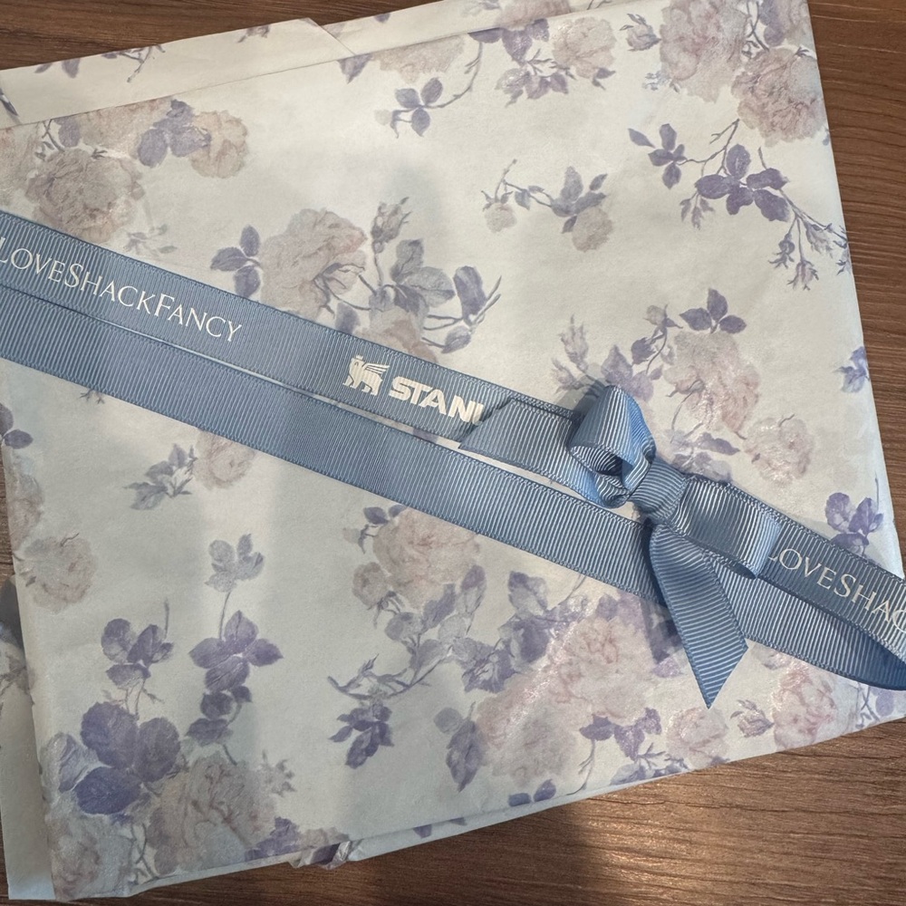 LoveShackFancy Stanley Box, dust bag, ribbon, and tissue paper - Picture 8 of 9